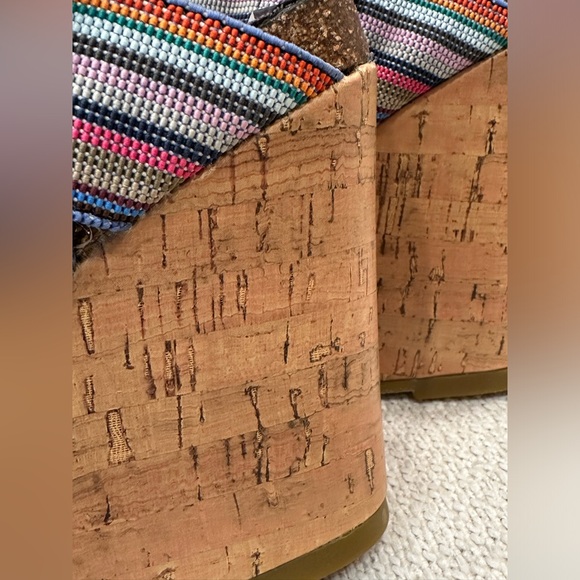 New Madden Girl Feliciti Navy Blue & Multicolor Wedge Sandals w Cork Bases~7.5 - Picture 11 of 14